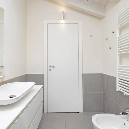 Appartement Flo Suite Three *